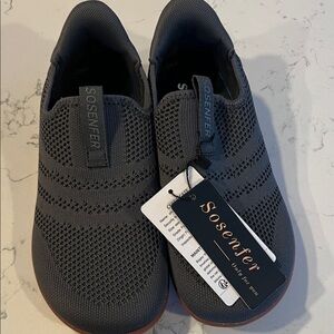 Sosenfer Barefoot Women’s Gray Slip-On Yoga/Travel Shoes